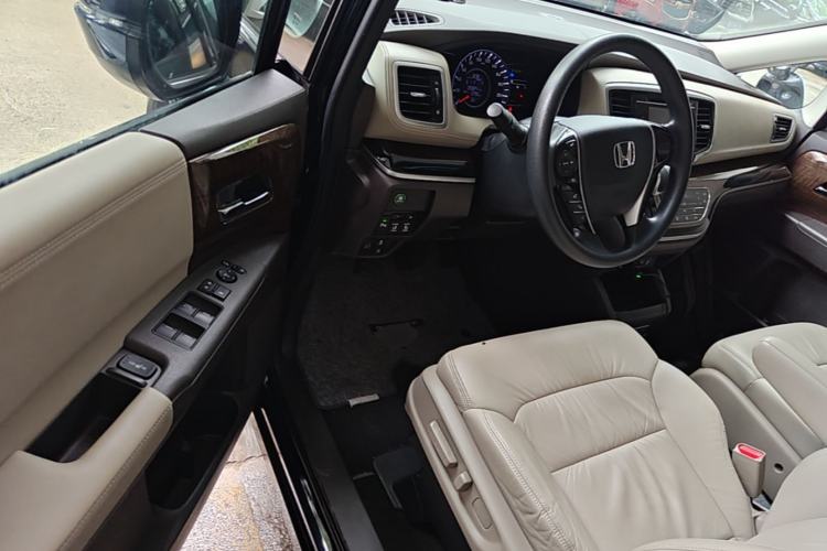Used Honda Odyssey 2017 2.4L Luxury Edition Driver Seat