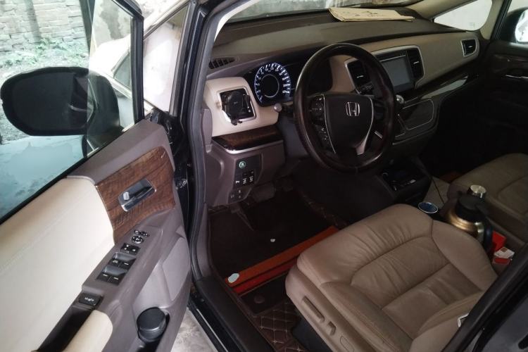 Used Honda Odyssey 2017 2.4L Luxury Edition Driver Seat