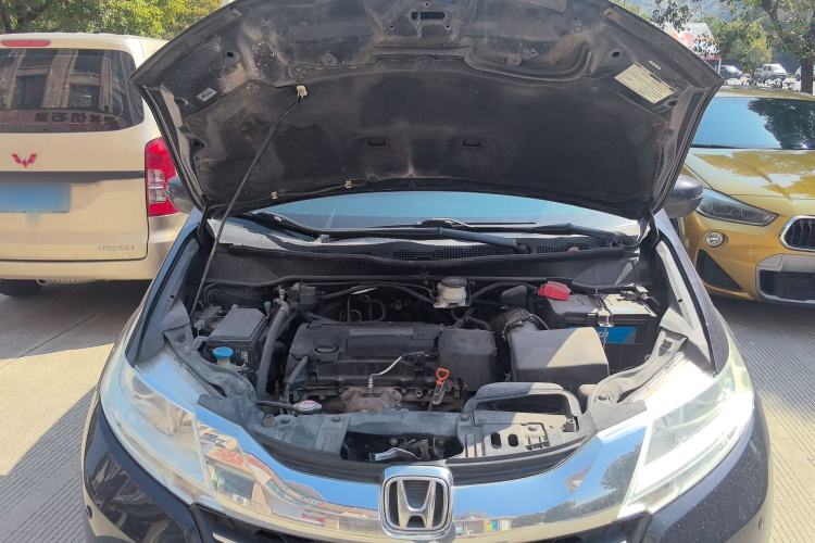 Used Honda Odyssey 2017 2.4L Luxury Edition Engine Bay