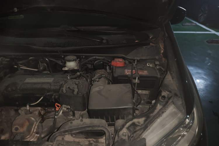 Used Honda Odyssey 2017 2.4L Luxury Edition Engine Bay Left