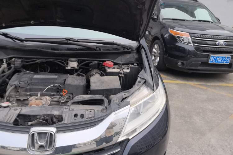 Used Honda Odyssey 2017 2.4L Luxury Edition Engine Bay Left