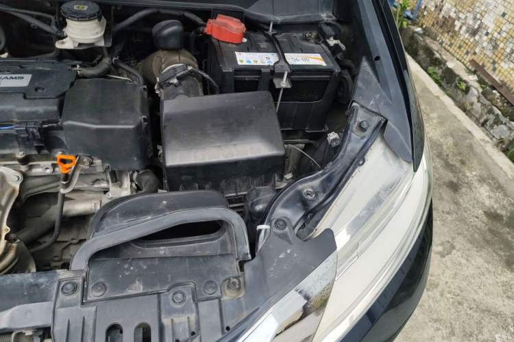 Used Honda Odyssey 2017 2.4L Luxury Edition Engine Bay Left