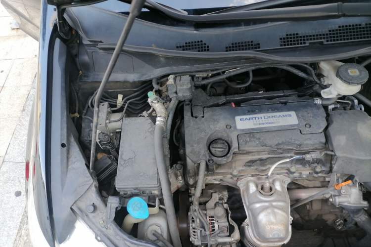 Used Honda Odyssey 2017 2.4L Luxury Edition Engine Bay Right