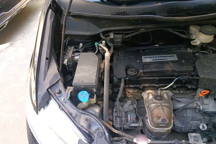 Used Honda Odyssey 2017 2.4L Smart Edition Engine Bay Right