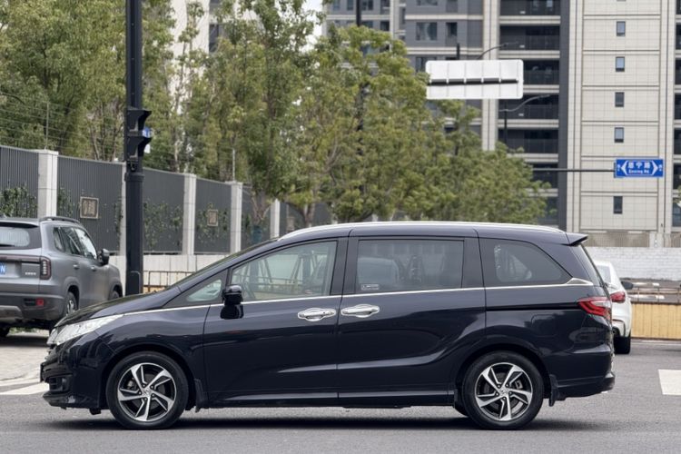Used Honda Odyssey 2017 2.4L Luxury Edition Exterior 1