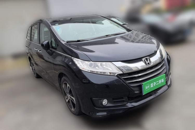 Used Honda Odyssey 2017 2.4L Luxury Edition Front Right 45 Deg
