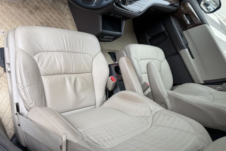 Used Honda Odyssey 2017 2.4L Luxury Edition Interior 6