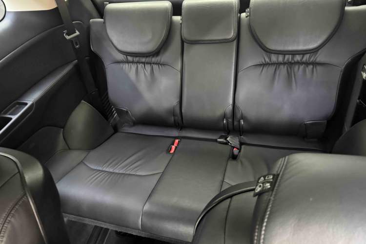 Used Honda Odyssey 2017 2.4L Smart Edition Interior 6