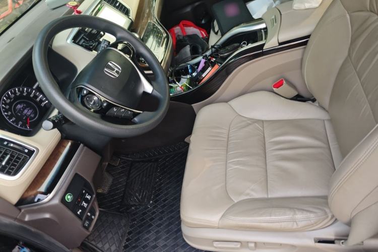 Used Honda Odyssey 2017 2.4L Luxury Edition Left Front Seat