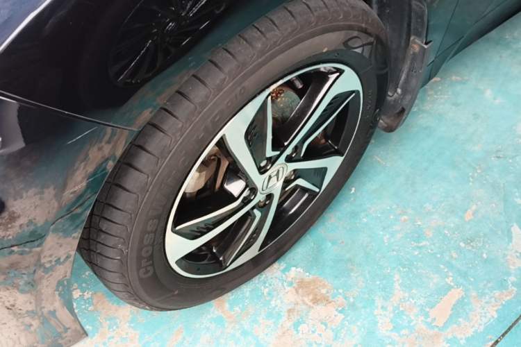 Used Honda Odyssey 2017 2.4L Smart Edition Left Front Wheel Hub