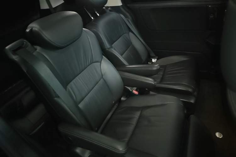 Used Honda Odyssey 2017 2.4L Smart Edition Left Rear Seat