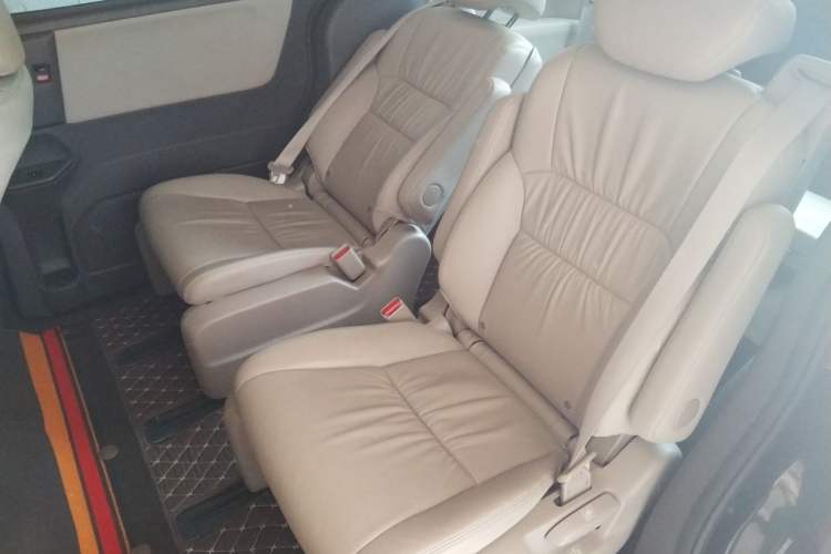 Used Honda Odyssey 2017 2.4L Luxury Edition Left Rear Seat
