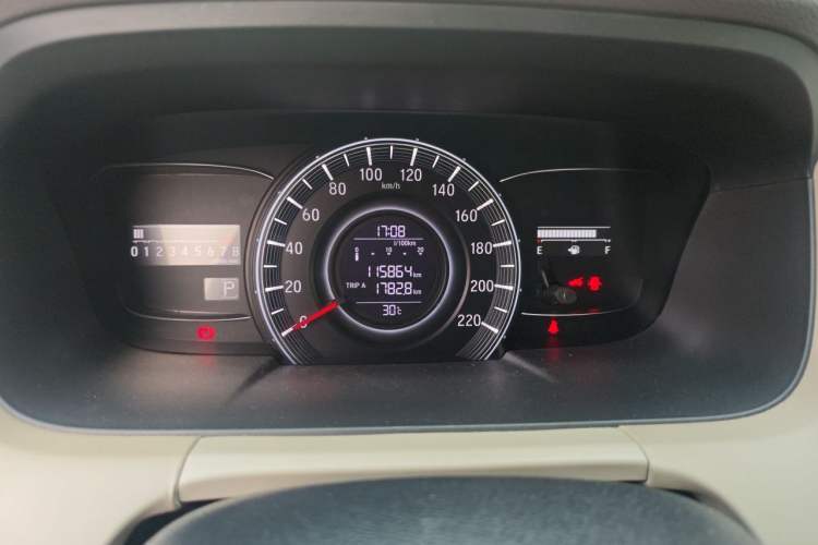 Used Honda Odyssey 2017 2.4L Luxury Edition Odometer Close Up