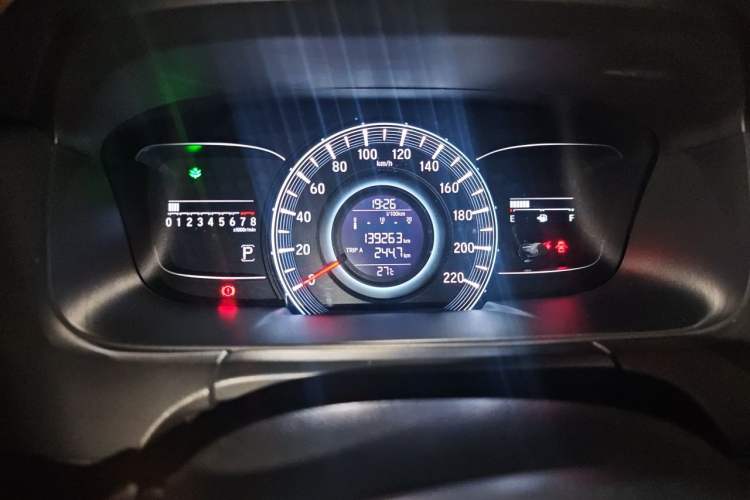 Used Honda Odyssey 2017 2.4L Smart Edition Odometer Close Up