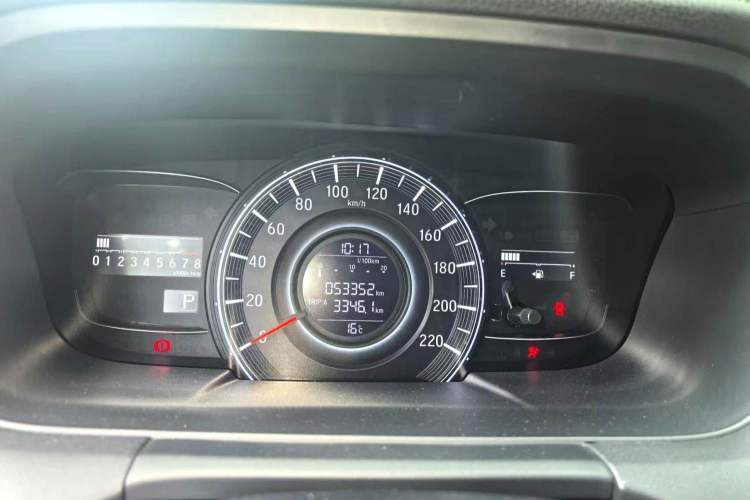 Used Honda Odyssey 2017 2.4L Smart Edition Odometer Close Up