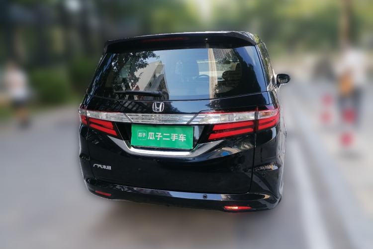 Used Honda Odyssey 2017 2.4L Luxury Edition Rear