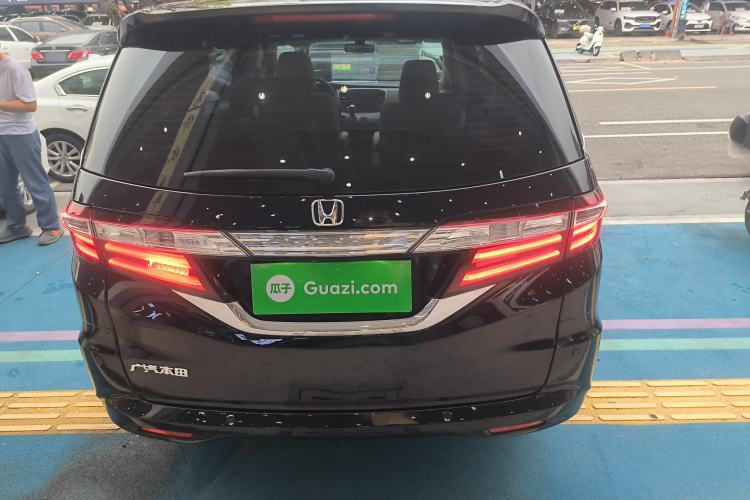 Used Honda Odyssey 2017 2.4L Luxury Edition Rear