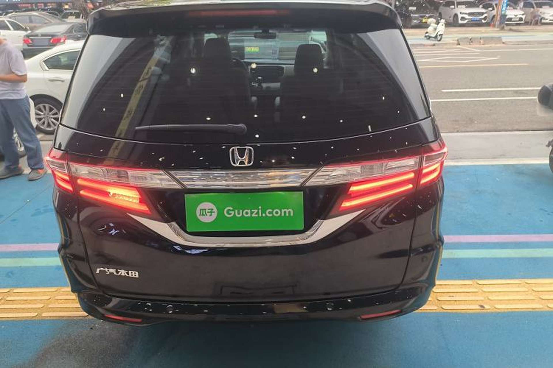 Used Honda Odyssey 2017 2.4L Luxury Edition Rear