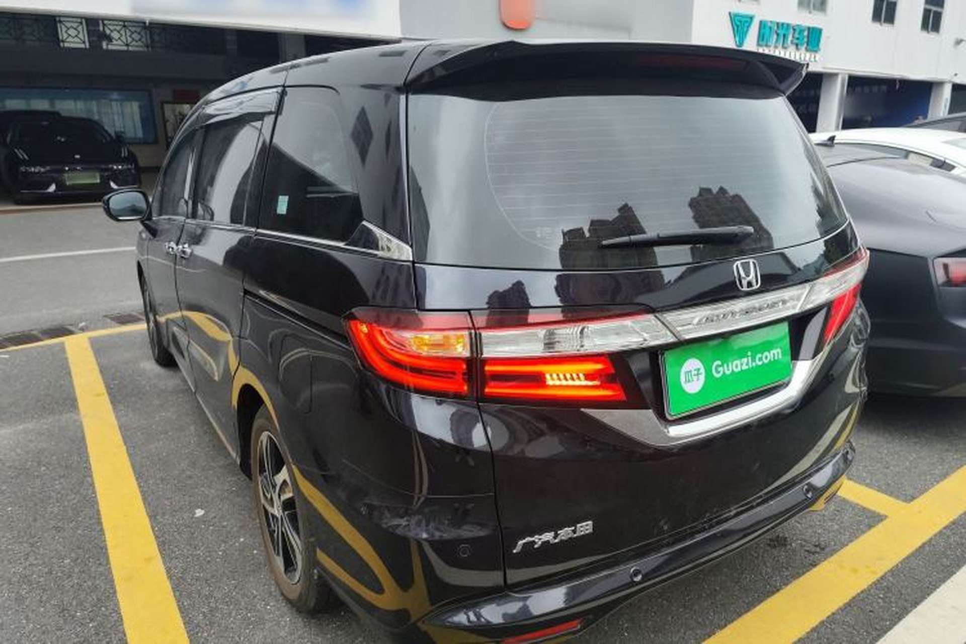 Used Honda Odyssey 2017 2.4L Luxury Edition Rear Left 45 Deg