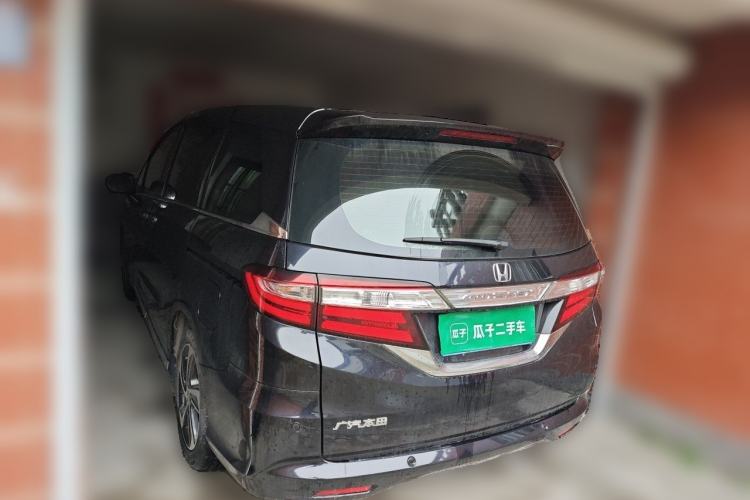 Used Honda Odyssey 2017 2.4L Luxury Edition Rear Left 45 Deg