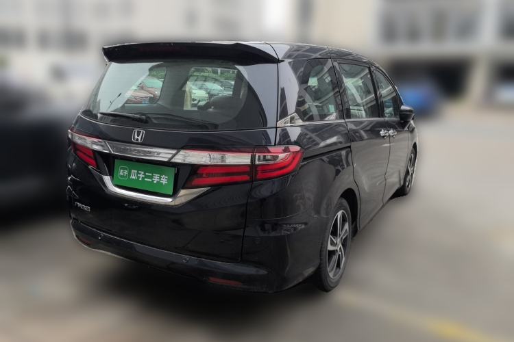 Used Honda Odyssey 2017 2.4L Luxury Edition Rear Right 45 Deg