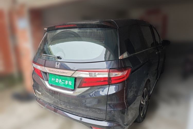 Used Honda Odyssey 2017 2.4L Luxury Edition Rear Right 45 Deg