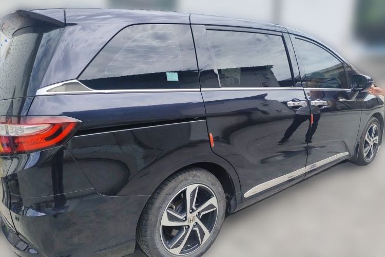 Used Honda Odyssey 2017 2.4L Luxury Edition Rear Right 45 Deg