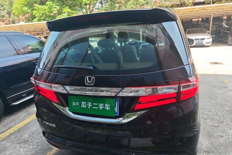 Used Honda Odyssey 2017 2.4L Luxury Edition Rear