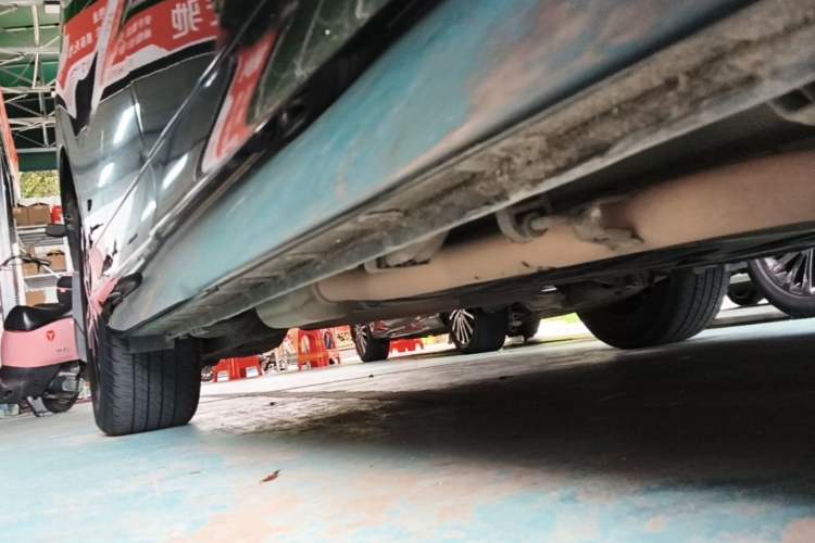 Used Honda Odyssey 2017 2.4L Smart Edition Right Side Sill