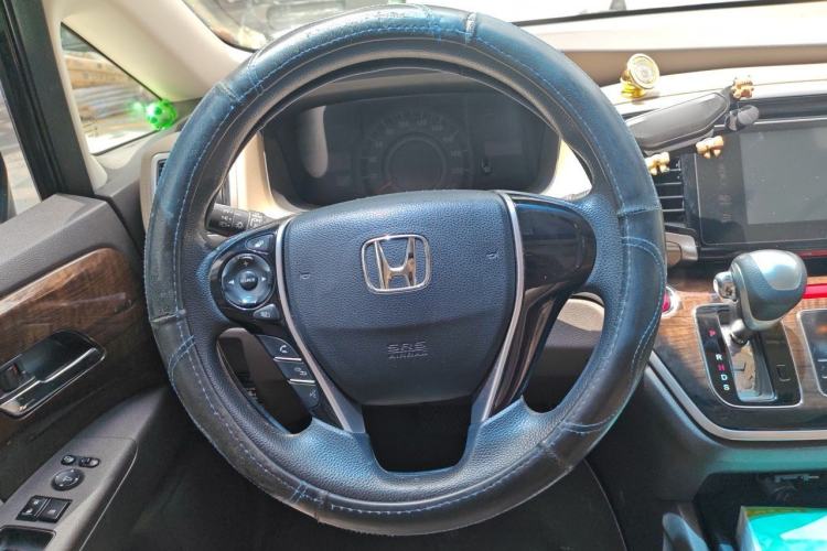 Used Honda Odyssey 2017 2.4L Luxury Edition Steering Wheel