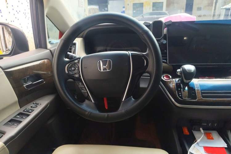 Used Honda Odyssey 2017 2.4L Luxury Edition Steering Wheel