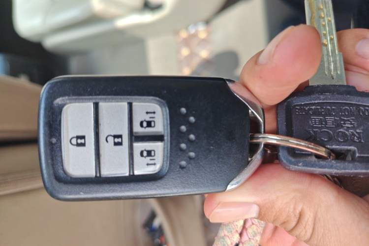 Used Honda Odyssey 2017 2.4L Luxury Edition Vehicle Key