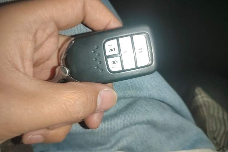 Used Honda Odyssey 2017 2.4L Smart Edition Vehicle Key