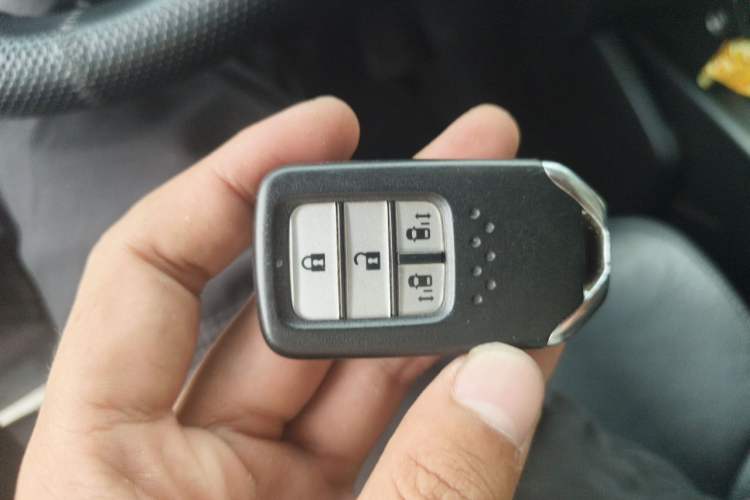 Used Honda Odyssey 2017 2.4L Smart Edition Vehicle Key