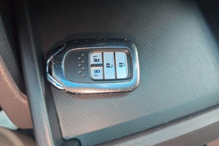 Used Honda Odyssey 2017 2.4L Luxury Edition Vehicle Key