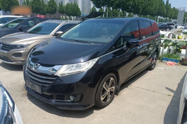 Honda Odyssey 2017 2.4L Luxury Edition с пробегом