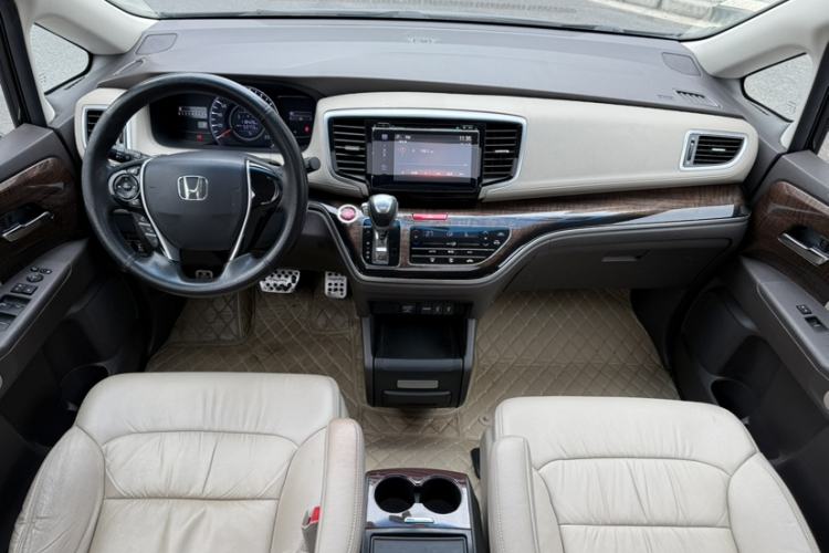 Used Honda Odyssey 2017 2.4L Luxury Edition Audio And AC Panel