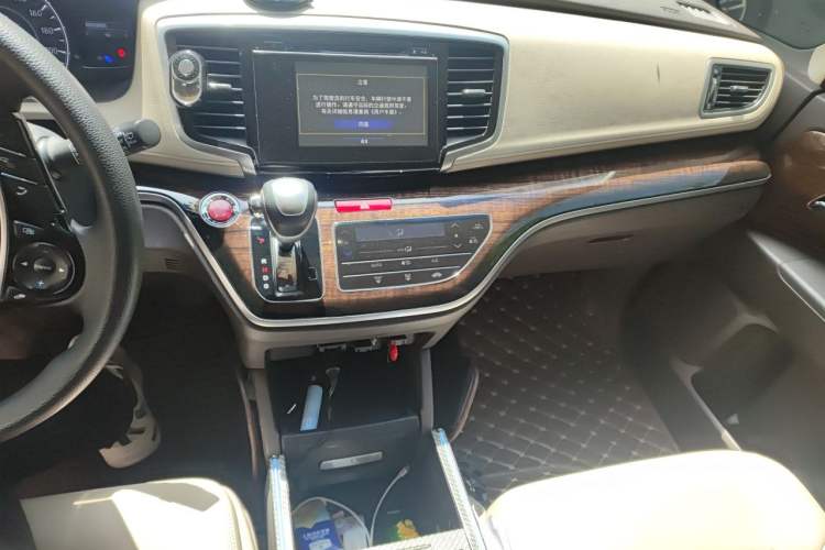 Used Honda Odyssey 2017 2.4L Luxury Edition Audio And AC Panel