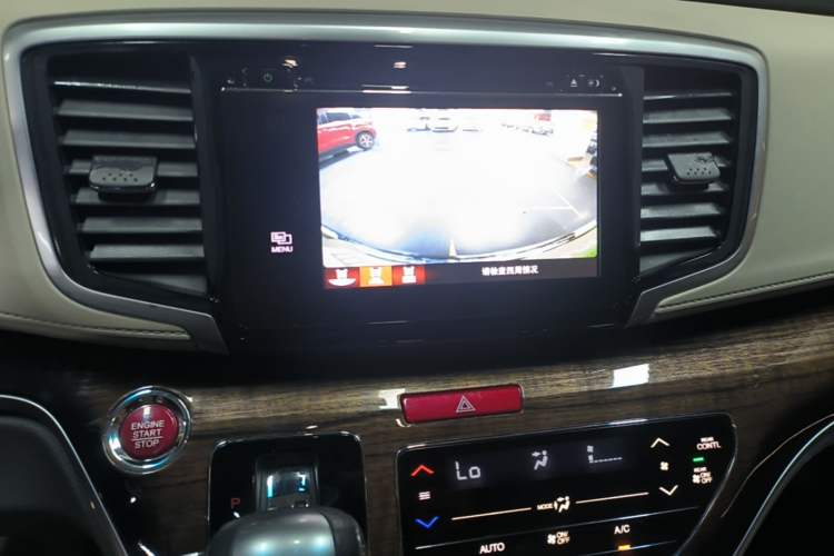 Used Honda Odyssey 2017 2.4L Luxury Edition Audio And AC Panel