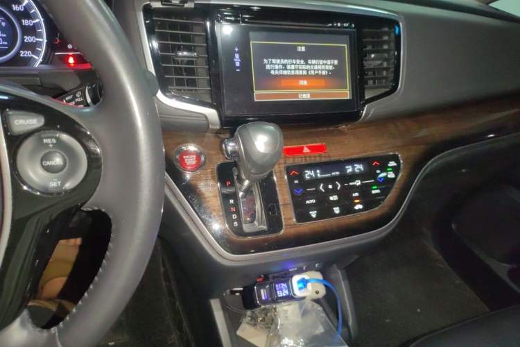 Used Honda Odyssey 2017 2.4L Smart Edition Audio And AC Panel