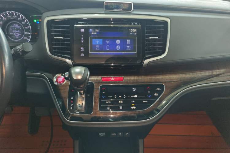 Used Honda Odyssey 2017 2.4L Smart Edition Audio And AC Panel