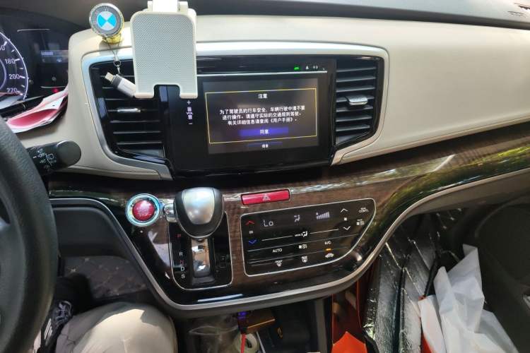 Used Honda Odyssey 2017 2.4L Luxury Edition Audio And AC Panel
