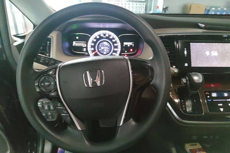 Used Honda Odyssey 2017 2.4L Luxury Edition Center Console