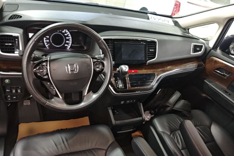 Used Honda Odyssey 2017 2.4L Smart Edition Center Console