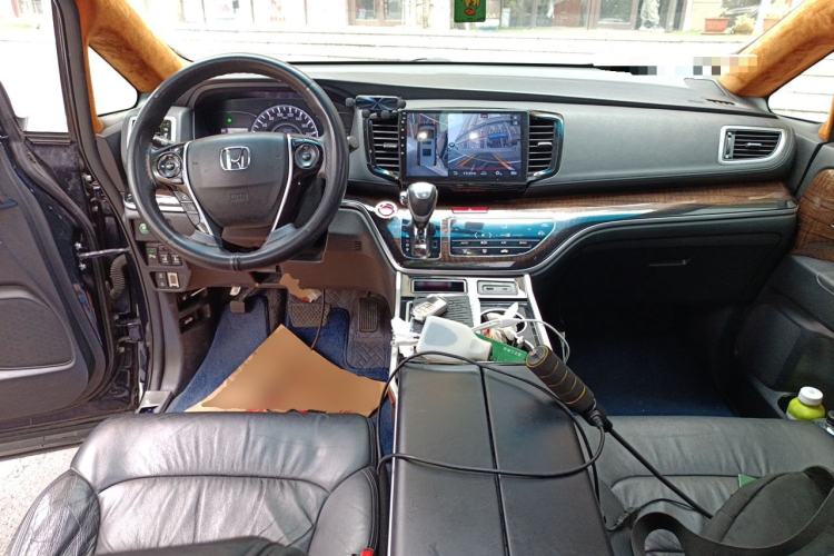 Used Honda Odyssey 2017 2.4L Smart Edition Center Console