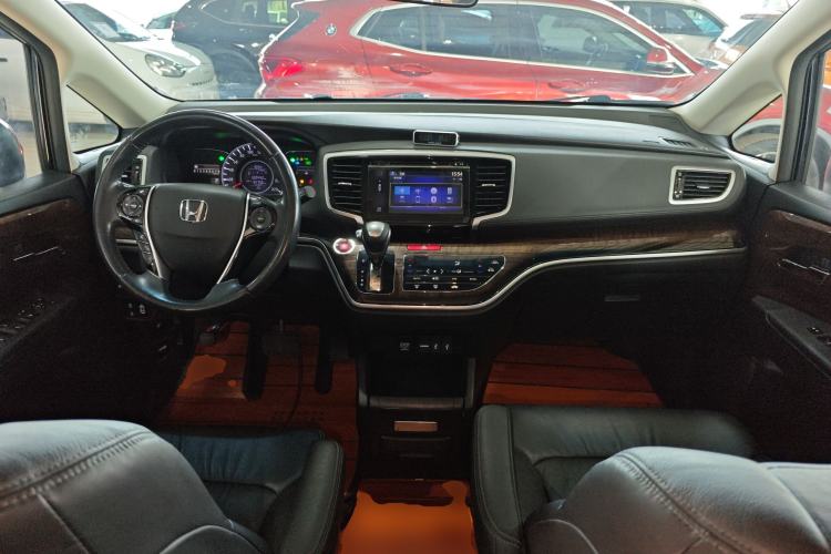 Used Honda Odyssey 2017 2.4L Smart Edition Center Console