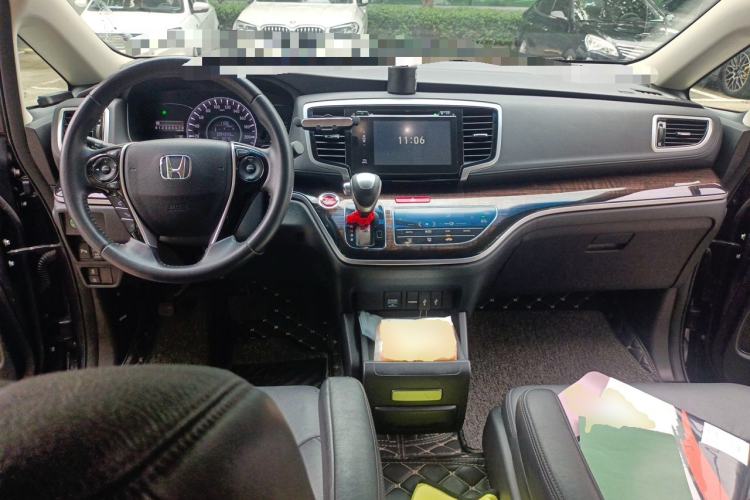 Used Honda Odyssey 2017 2.4L Smart Edition Center Console