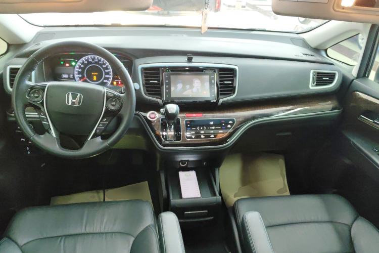 Used Honda Odyssey 2017 2.4L Supreme Edition Center Console