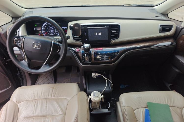 Used Honda Odyssey 2017 2.4L Luxury Edition Center Console