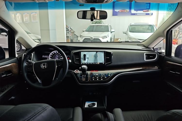 Used Honda Odyssey 2017 2.4L Smart Edition Center Console